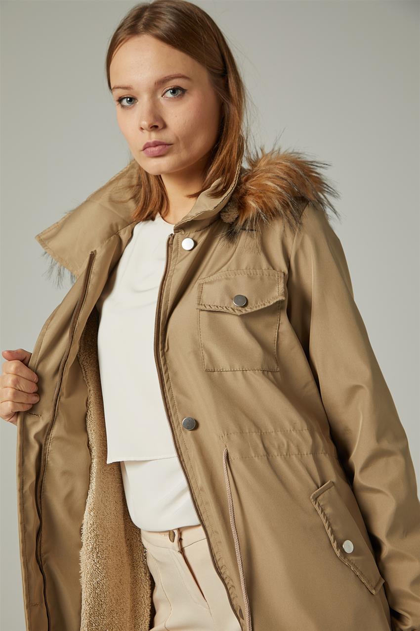 Ua coat shop